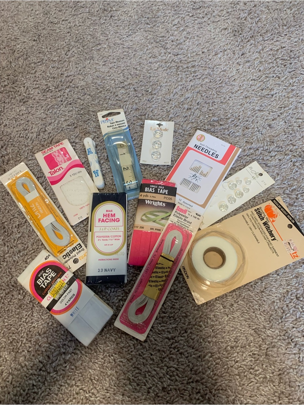 Bundle of 12 Vintage Sewing Notions
